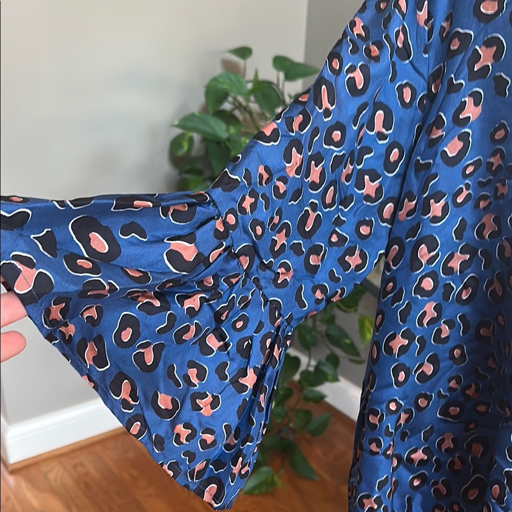 Blue Leopard Print Women's Top one size
